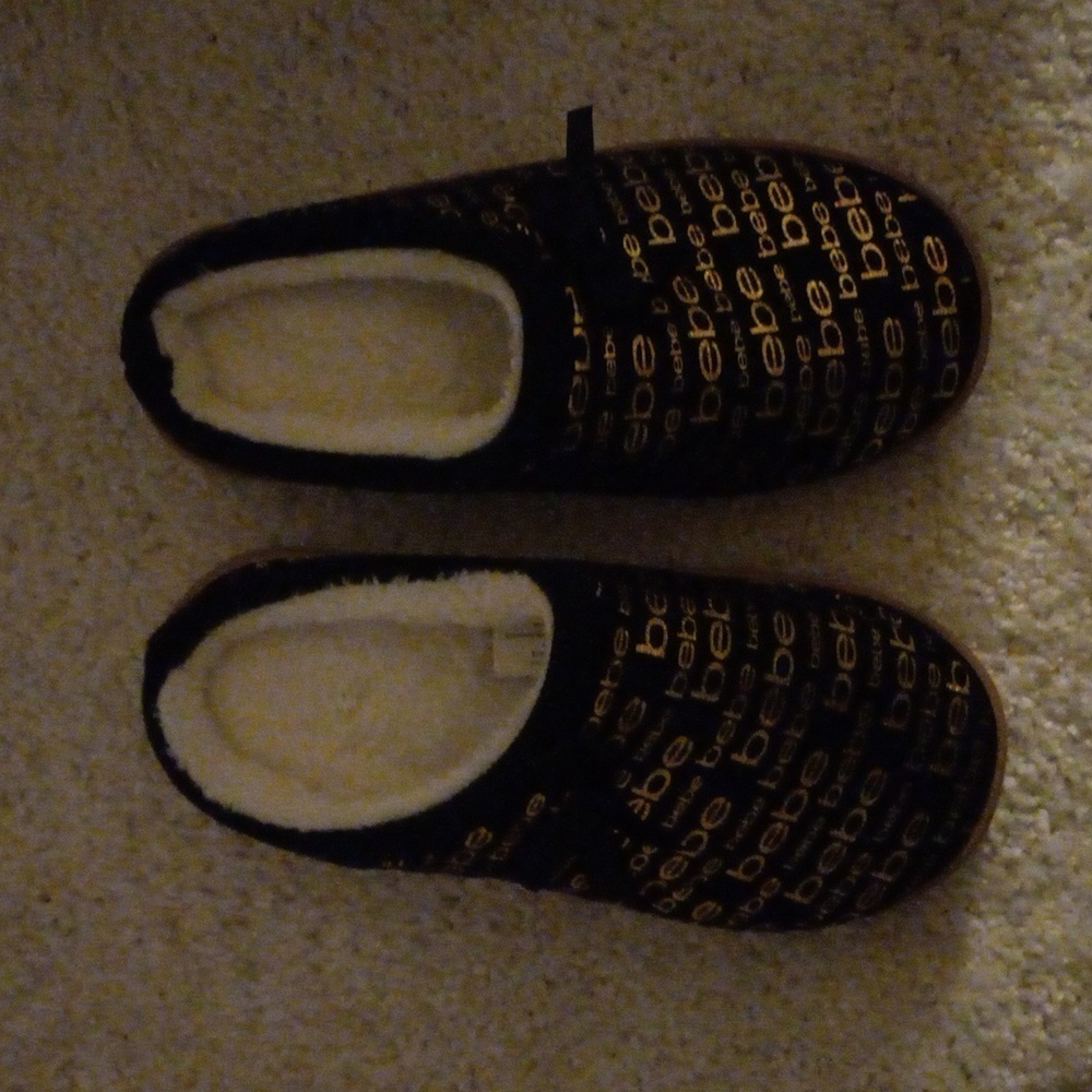 Bebe Girls Slippers Size M 13/1.